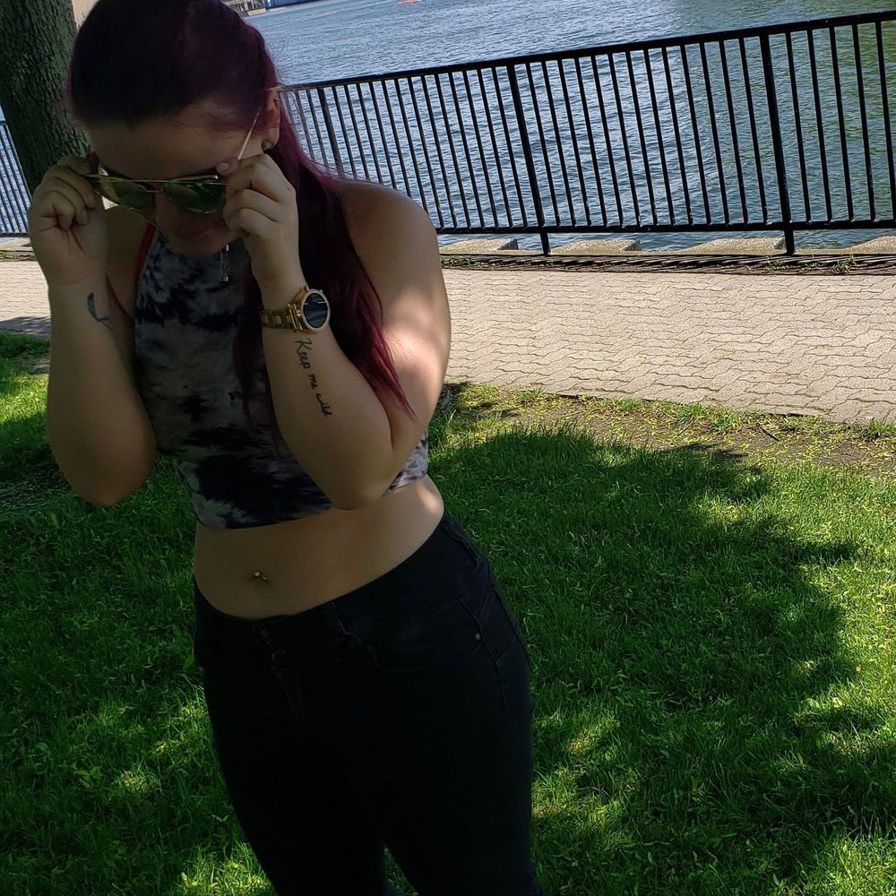 Meet your Posher, Miranda